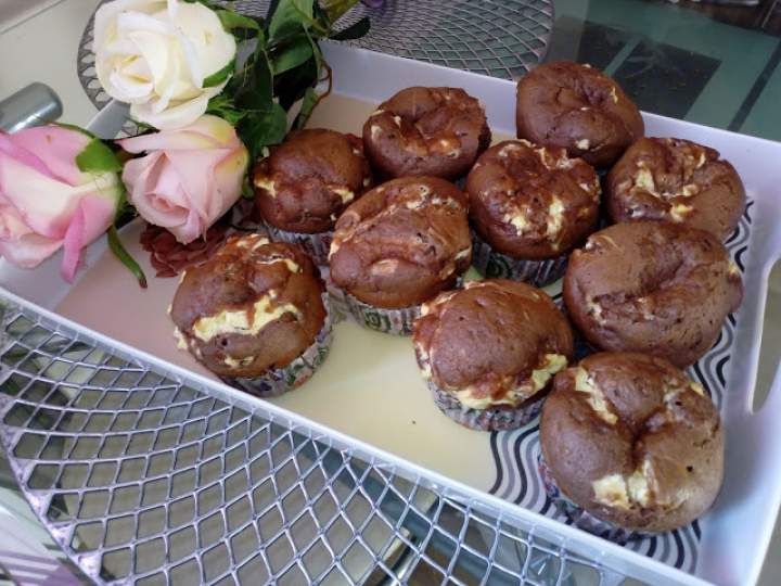 Muffinki czekoladowo – serowe