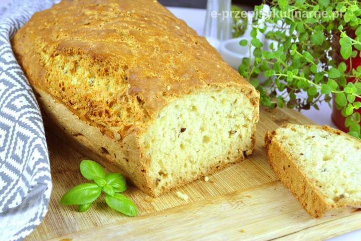 Ekspresowy chleb na mleku (bez drożdży i zakwasu)