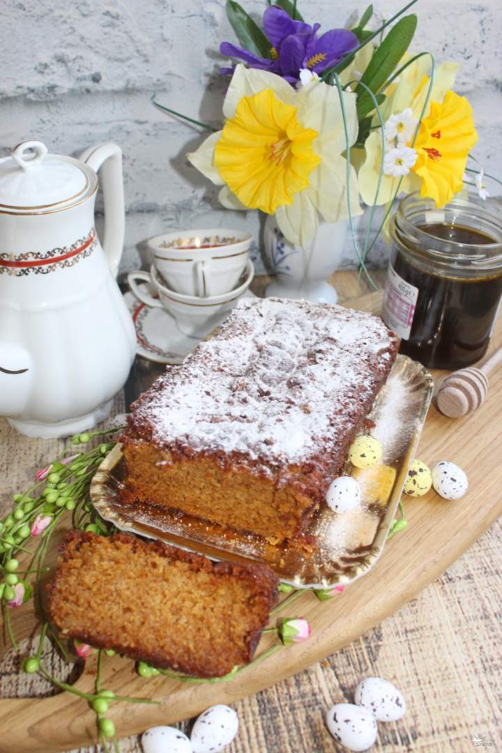 Szybka babka z dodatkiem miodu