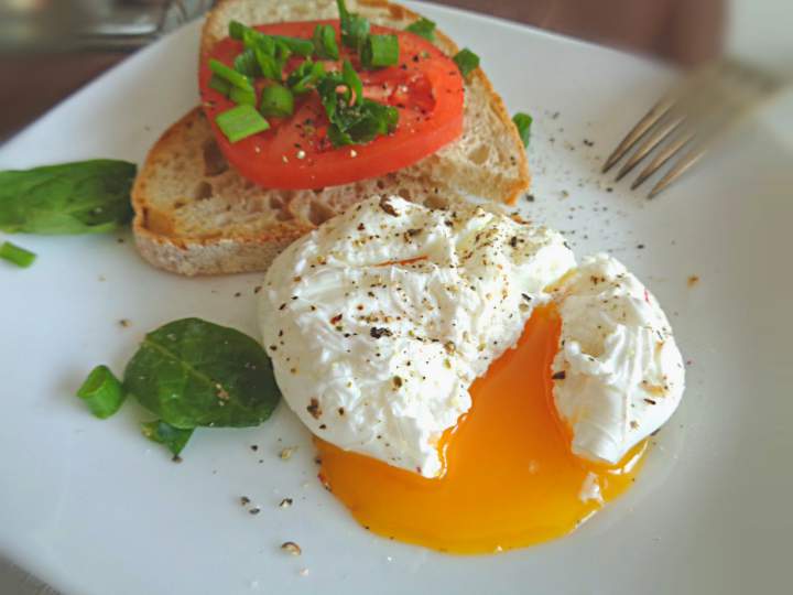 Jaja po wiedeńsku z niedzielą  w tle – Breakfast Eggs Vienna