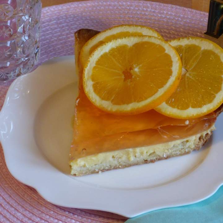 Letnia tarta pomarańczowa