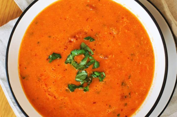 Zupa z pomidorów, papryki i kiełbasy chorizo / Tomato, Pepper and Chorizo Soup