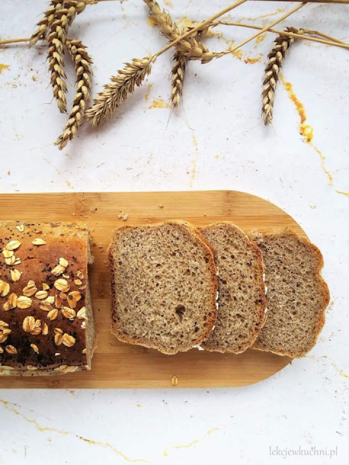 Pełnoziarnisty chleb z ziołami / Whole Wheat Bread with Herbs