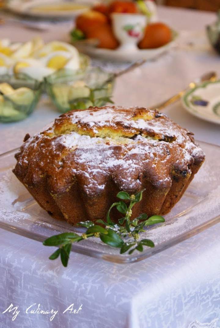 Babka z ricottą, czekoladą i bakaliami