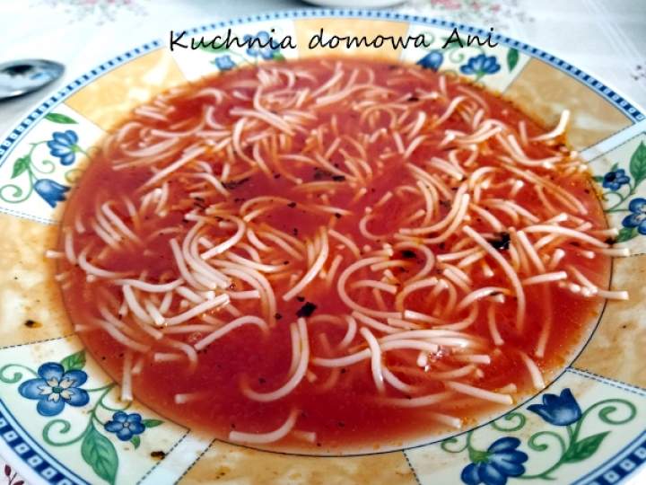 Zupa pomidorowa na passacie