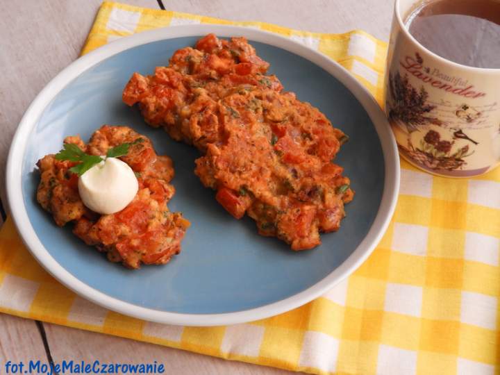 Greckie placki pomidorowe – Tomatokeftedes
