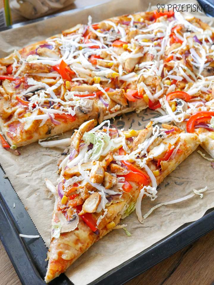 Domowa pizza kebab-gyros