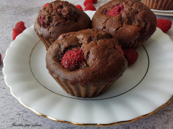 Muffinki czekoladowe z malinami