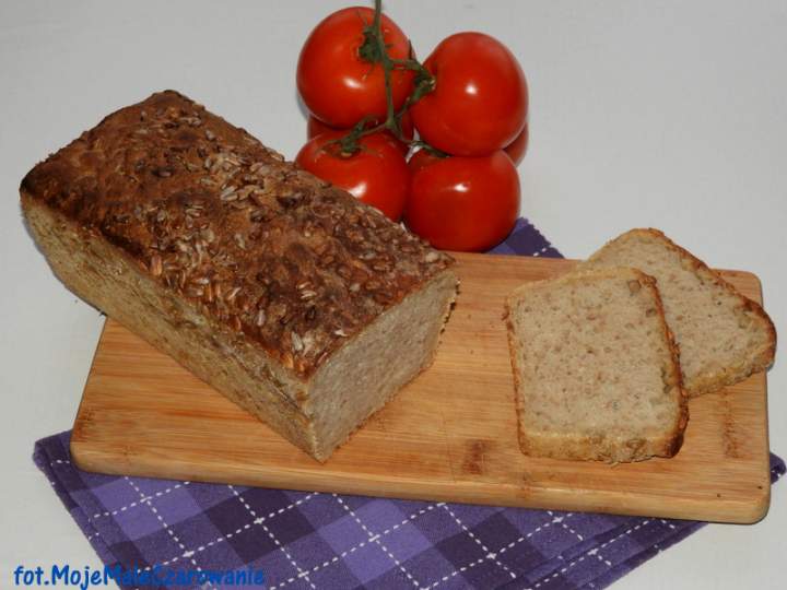 Łatwy chleb pszenny na zakwasie ze słonecznikiem