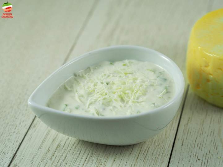 Sos serowo – szczypiorkowy