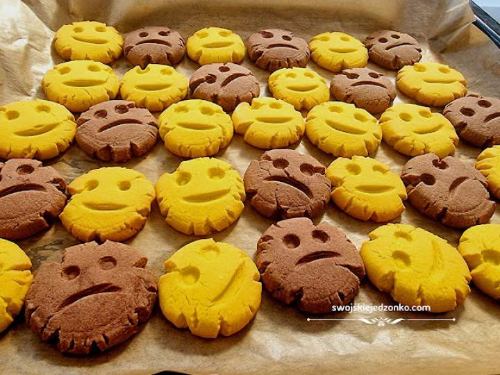 Uśmiechnięte ciasteczka – emotki