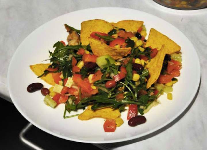 Sałatka z nachos