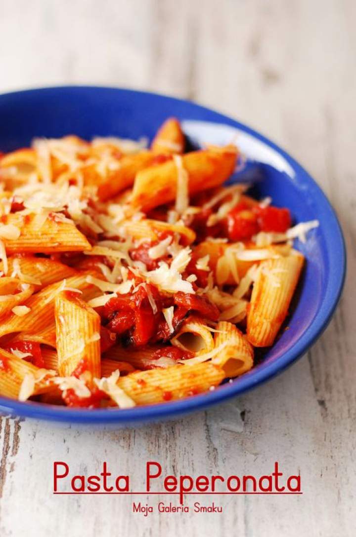 Pasta peperonata, czyli makaron w sosie paprykowym