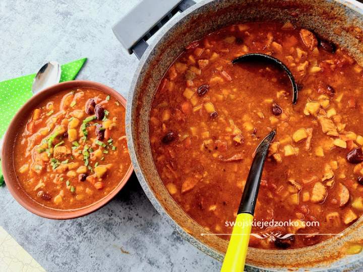 Domowy kociołek – pyszna i rozgrzewająca zupa