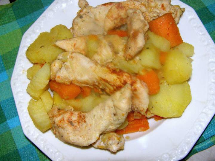 piersi kurczaka z ziemniakami,marchewką,czosnkiem z multicooker philips hd4713/40…