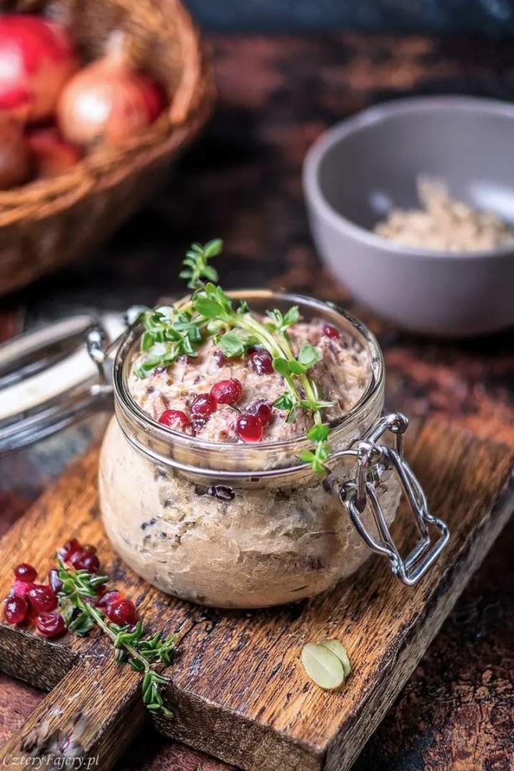 Rillettes z gęsi – przepis na mięsne smarowidło