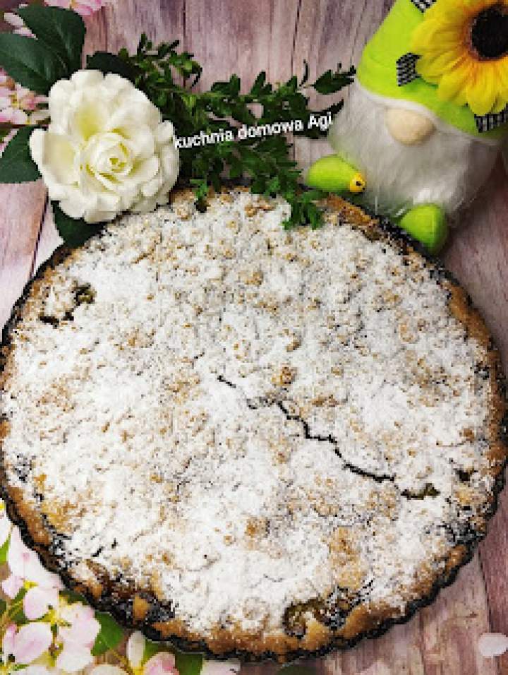 Tarta na kruszonce z rabarbarem i galaretkami