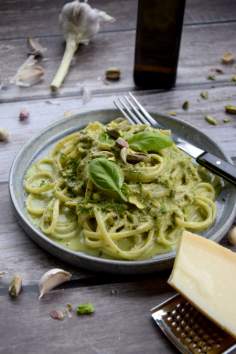 Makaron z pesto pistacjowym