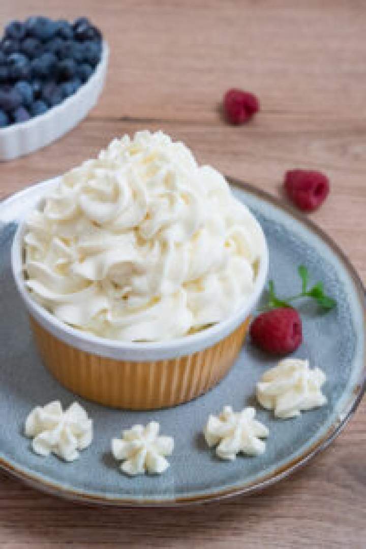 Krem z białej czekolady