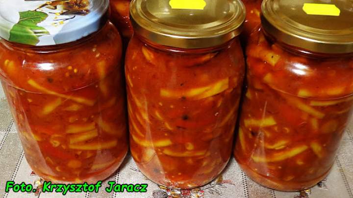 Sałatka z fasolki szparagowej ( na zimę ).