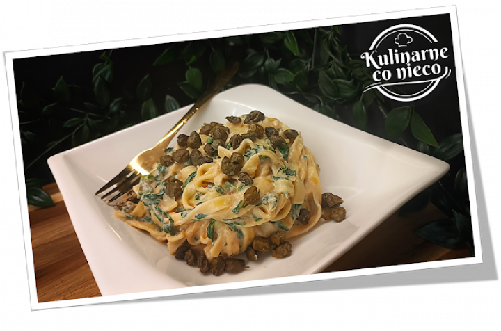 Tagliatelle ze Szpinakiem i Prażonymi Kaparami