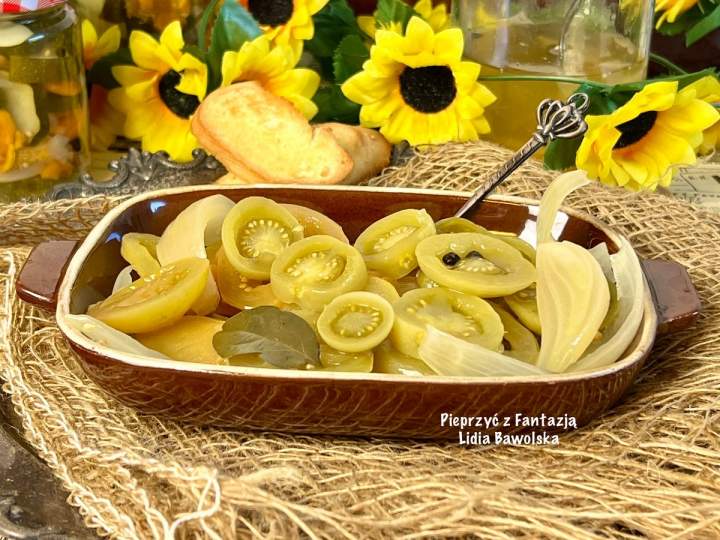 Sałatka z zielonych pomidorów