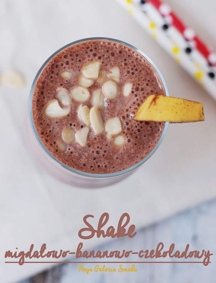 Shake migdałowo-bananowo-czekoladowy