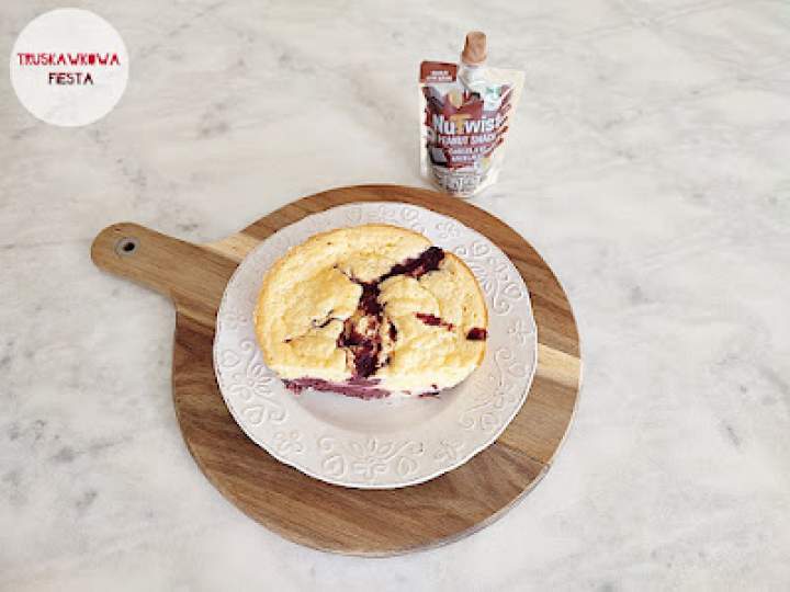 Serniczek z musem śliwkowym i kremem orzechowo-czekoladowym