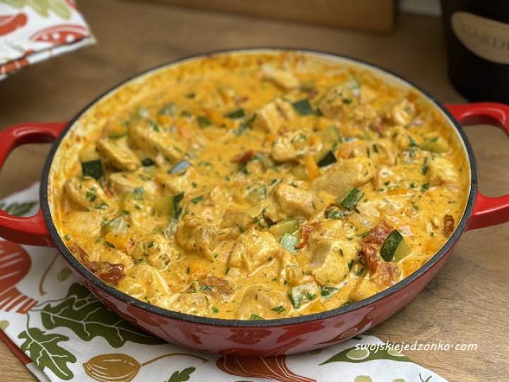 Gulasz z indyka z warzywami