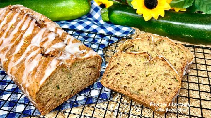Chlebek z cukinii
