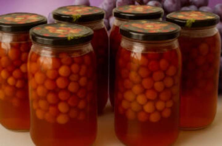 Przepis na kompot z winogron na zimę