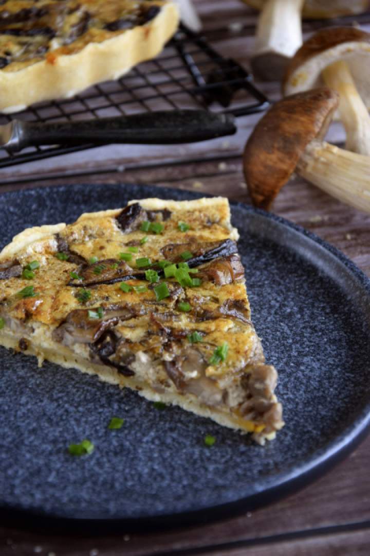 Tarta z leśnymi grzybami