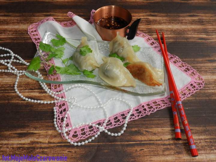 Domowe azjatyckie pierożki gyoza