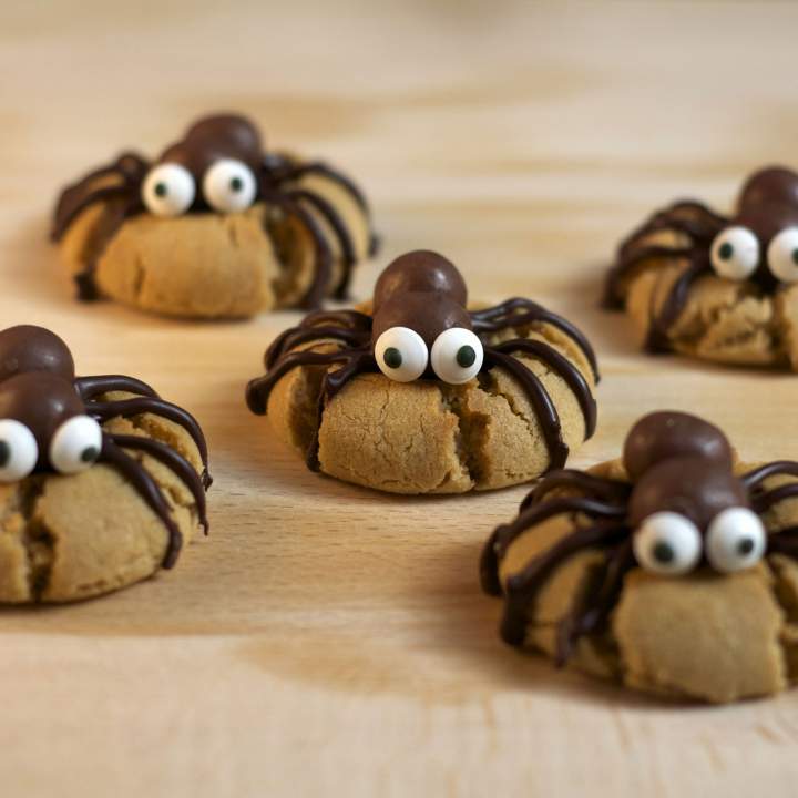 Ciasteczka z pająkiem na Halloween