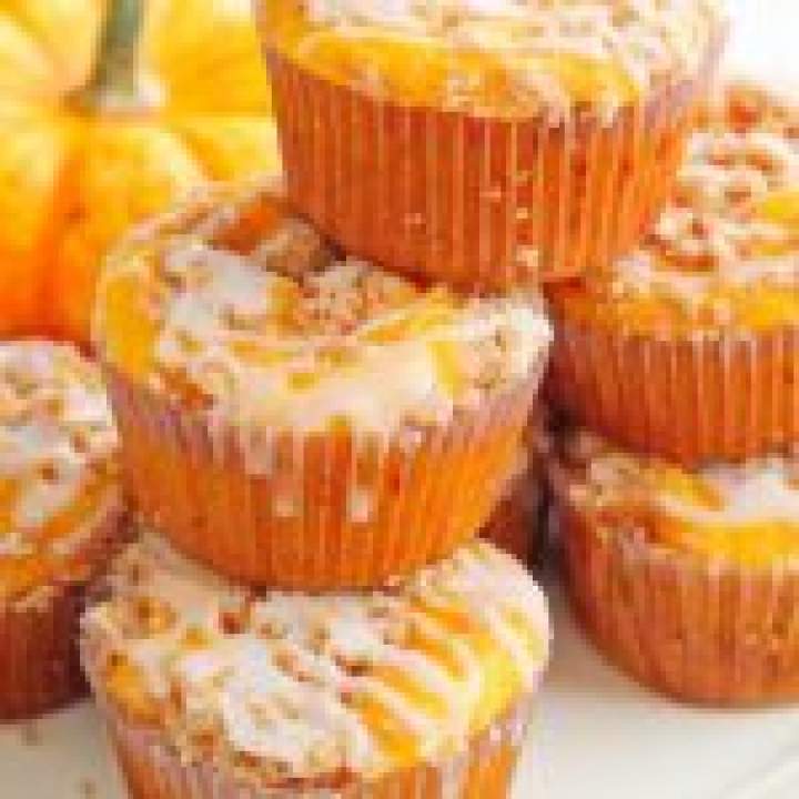 Muffiny dyniowe z kruszonką i lukrem