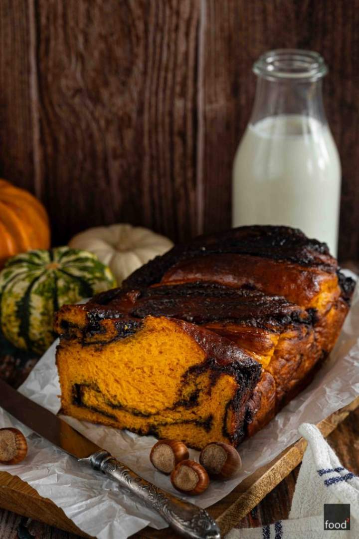 Dyniowa babka drożdżowa z kakao