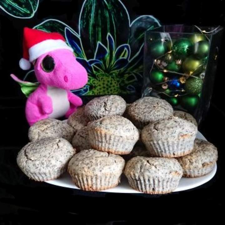 Muffinki makowe z marcepanem