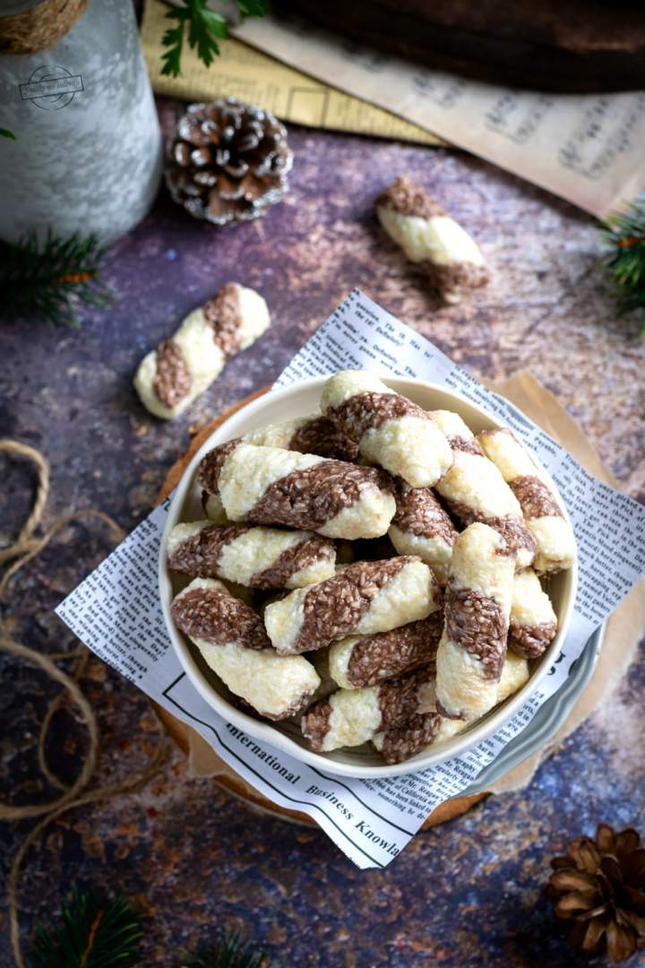 Kokosowo-kakaowe ciasteczka bez pieczenia