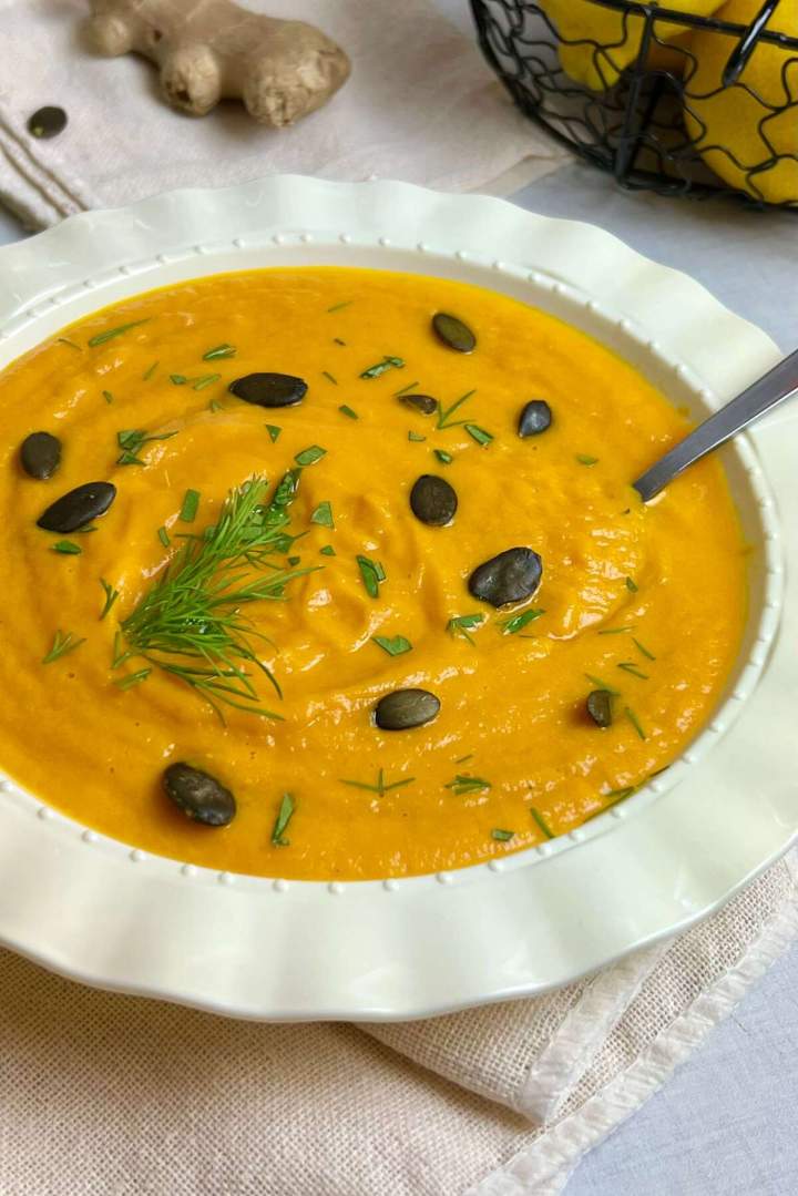 Zupa marchewkowa z imbirem – lekka, rozgrzewająca i naprawdę prosta