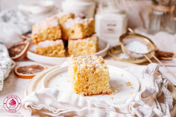 Pomarańczowe ciasto z kruszonką