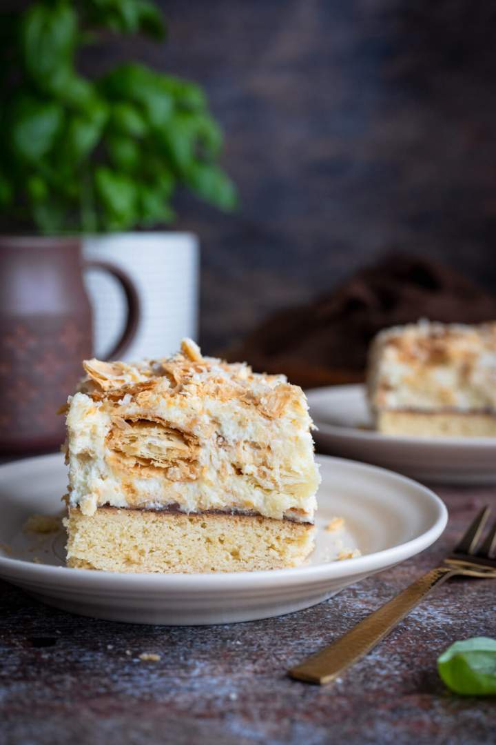 Ciasto kruche z chrupiącym kremem budyniowym