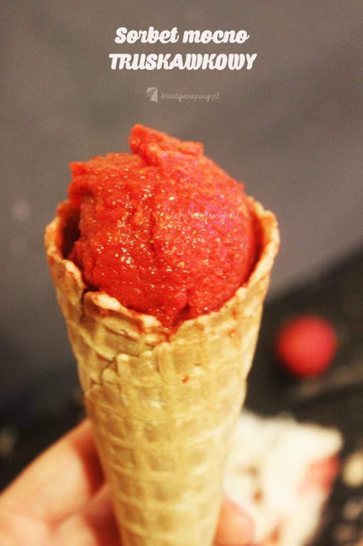 Sorbet mocno truskawkowy