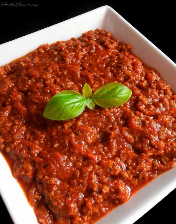 Domowy Oryginalny Sos Boloński (Bolognese)