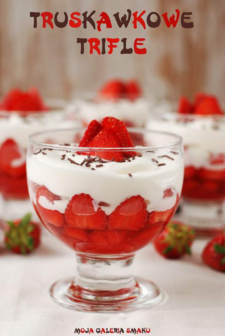 Truskawkowe trifle