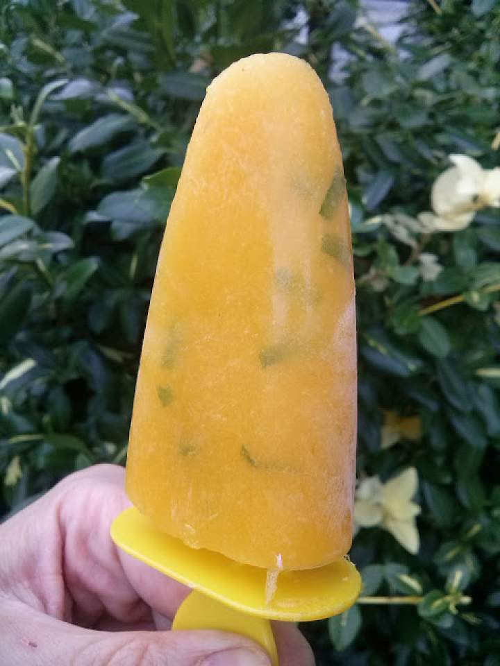 Lody mango-mięta