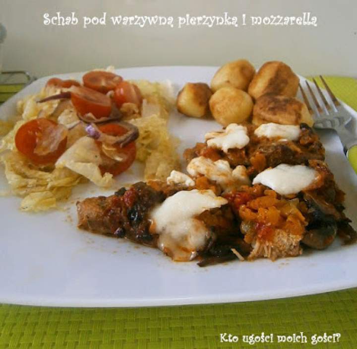 Schab pod warzywną pierzynką i mozzarellą