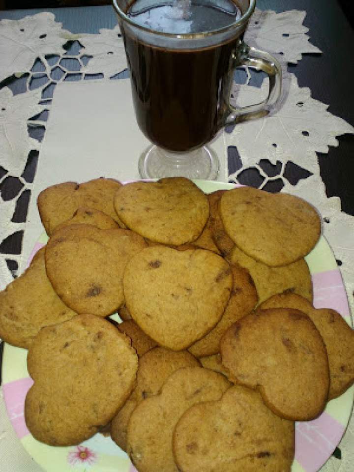 KRUCHE CIASTECZKA Z CHAŁWĄ