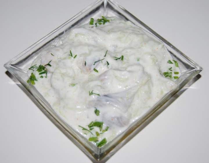 Śledź w sosie tzatziki