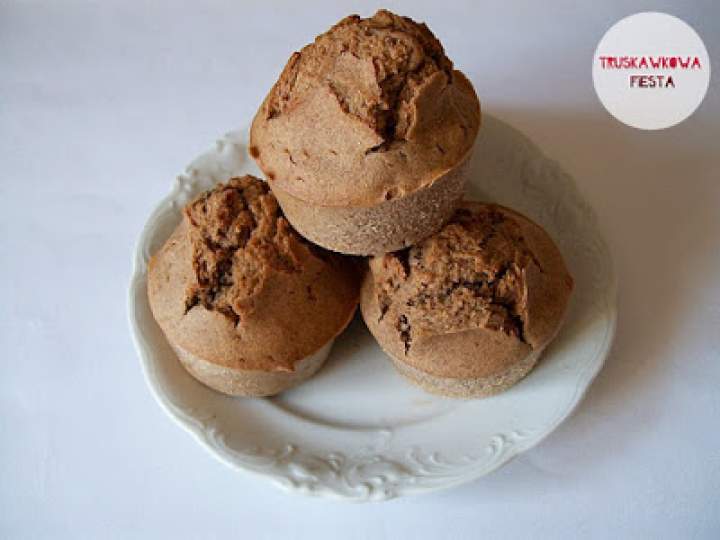 Cynamonowo-migdałowe muffinki z rodzynkami
