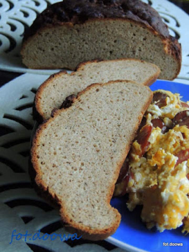 Chleb pszenno – lniany z cafe de paris